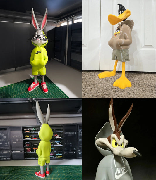 Bugs Bunny, Wile E. Coyote , Daffy Duck -  Looney Tunes